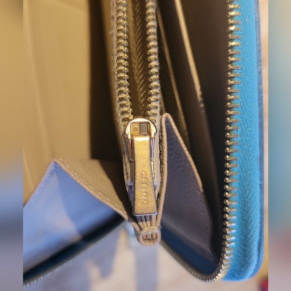 Celine Blue Wallet - Picture 4 of 17